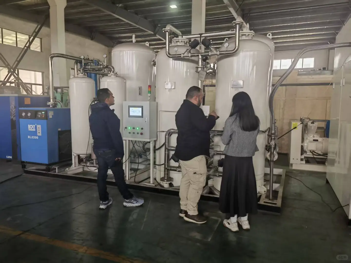 欢迎委内瑞拉客户到访罗铭制氧机工厂