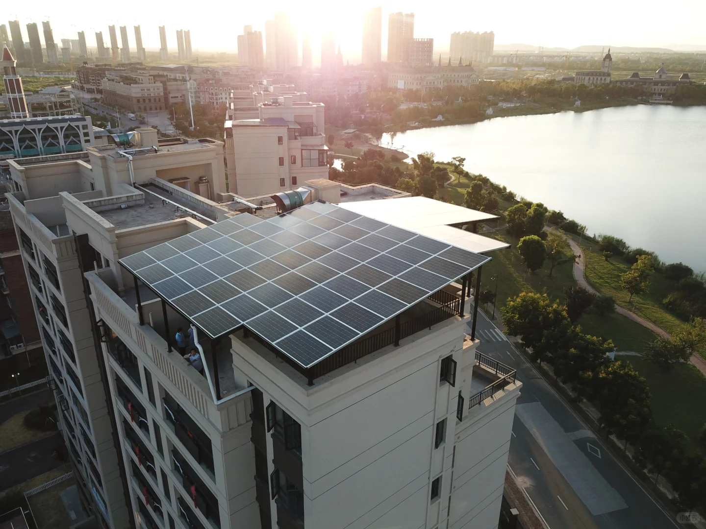 ?☀种草光伏发电，享受绿色节能生活☀