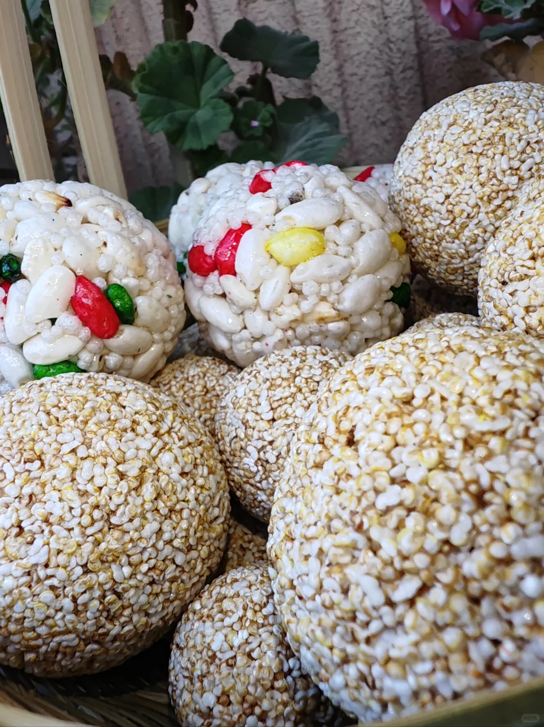 ?小时候的心心念念…小米花团和米花团。