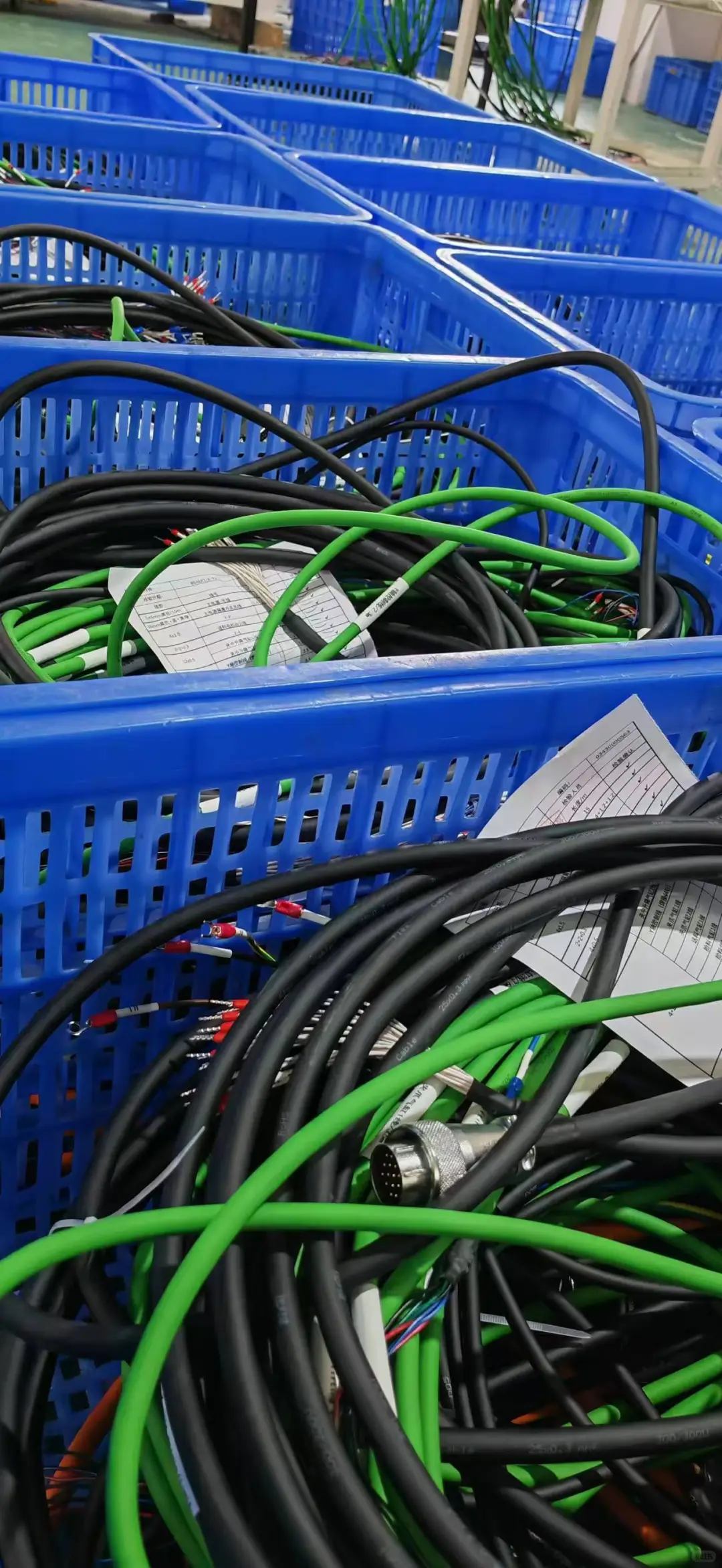 做自动化设备的在忙也要看看设备线束定制工