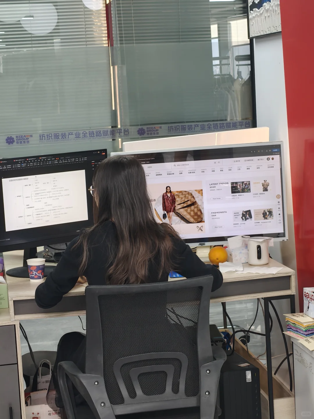 聚焦“快出款+零踩雷”—服装档口/直播的