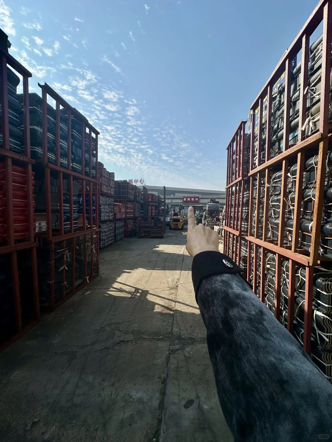 自建房材料不要网购了 在湾田找到了批发城