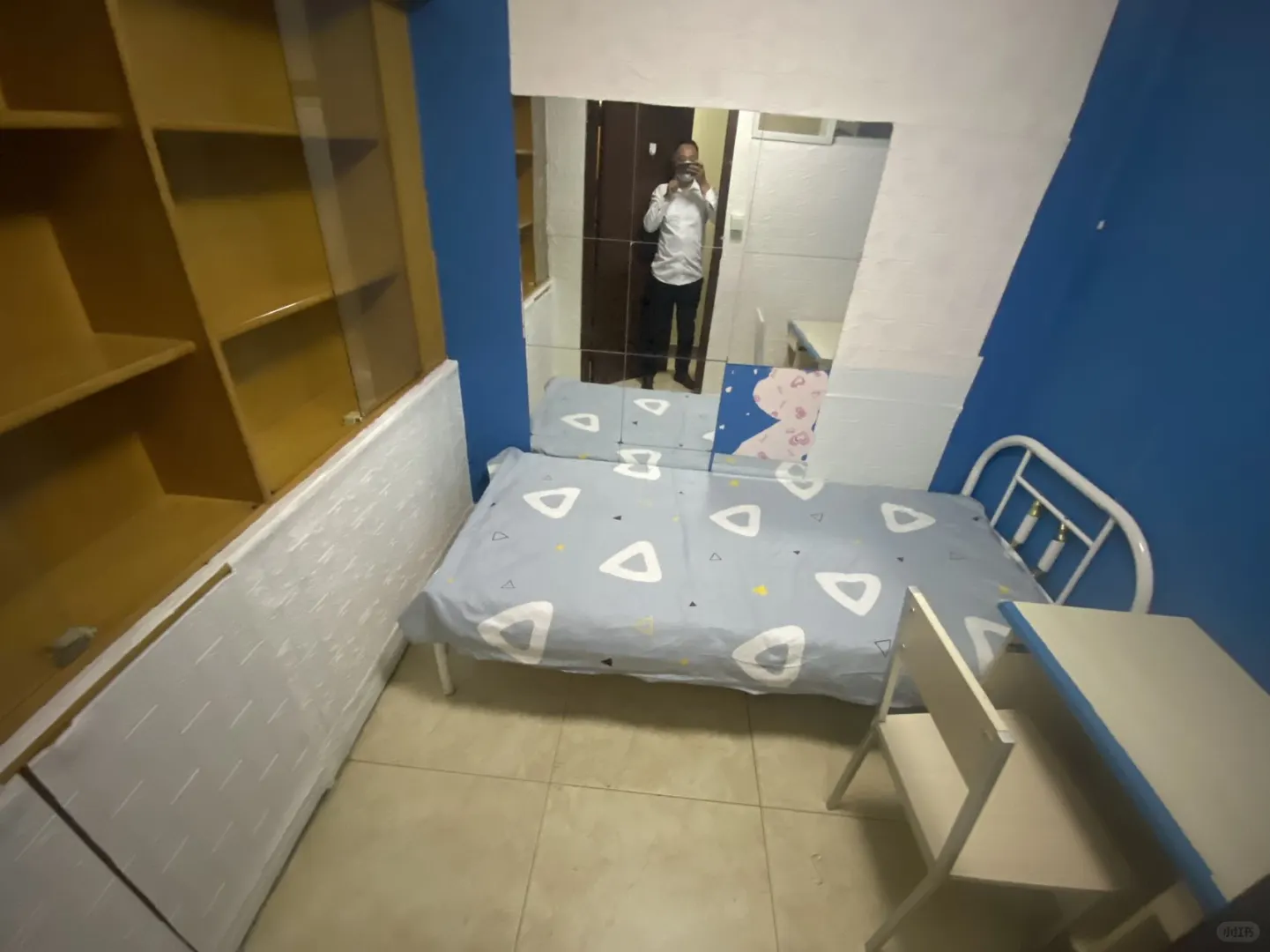 青年路 大悦城 建材贸易宿舍精装小单间