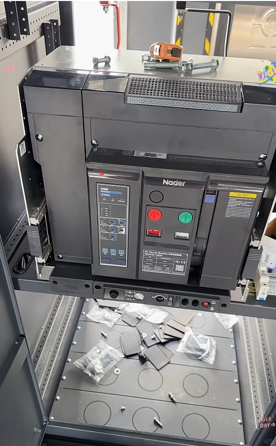 串联柜，跟光伏并网柜完全不一样的串联柜