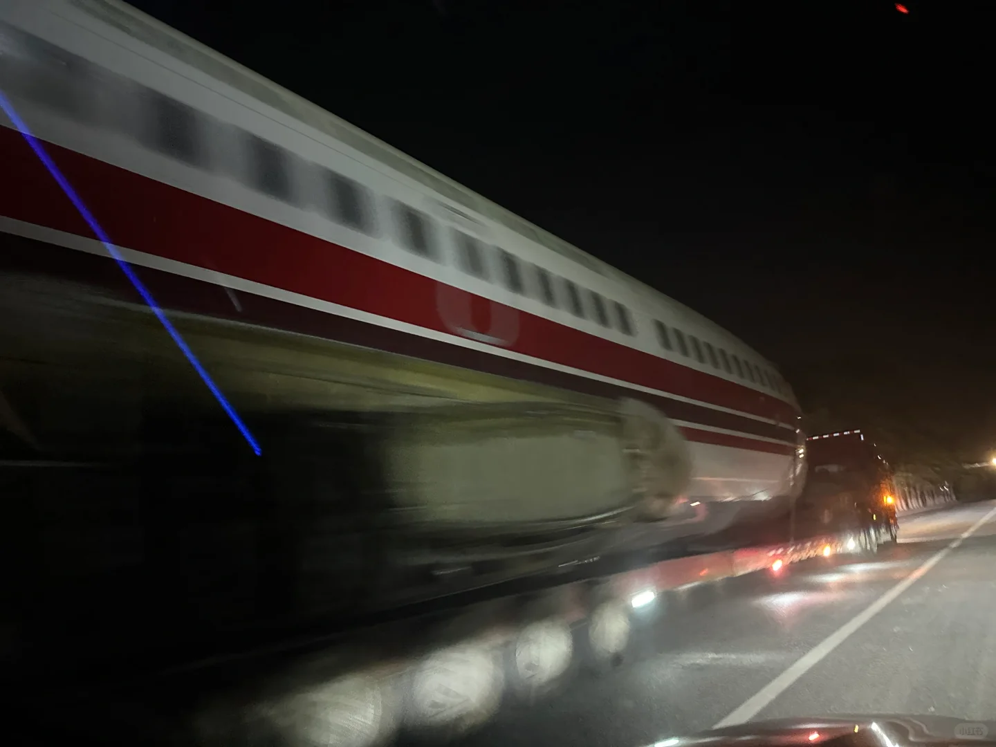 等等！前面的大哥，你是拉了架飞机吗？