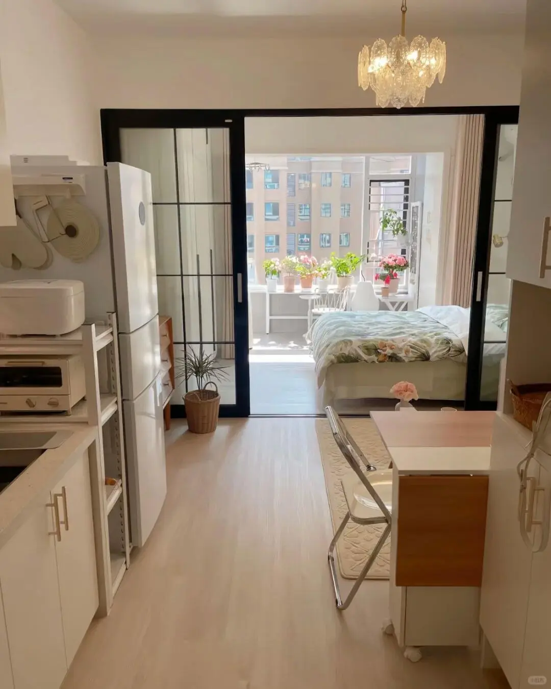 浦东2/13号线张江，玉兰香苑一室户1980