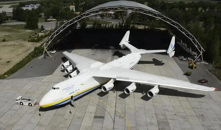 世界上最大的运输机及飞机