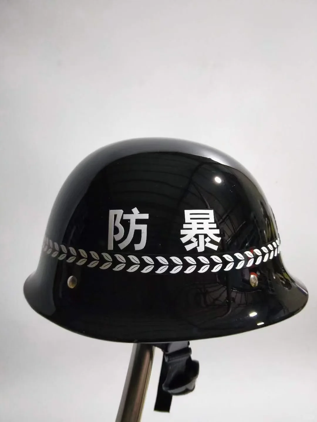 开学季了校园防爆防恐器材来了长沙校园八件