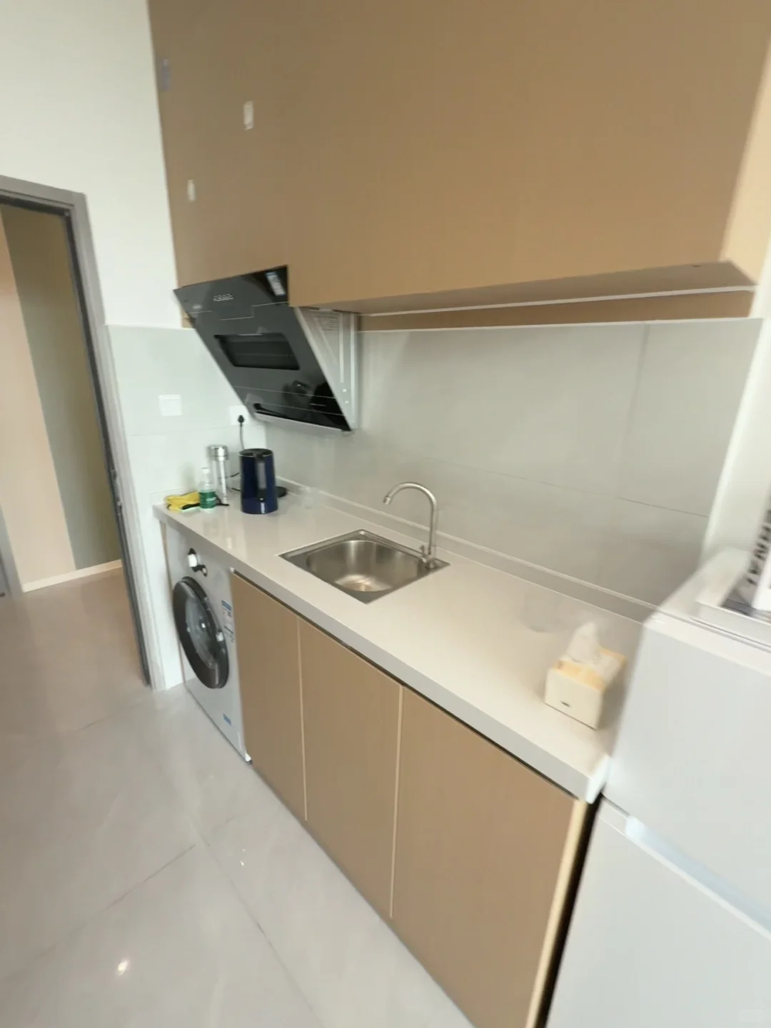 宝安沙井700起单间起已空出 可短租30天