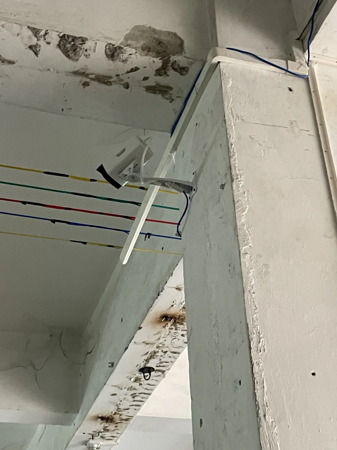 装监控只认海康威视！内行人的安防首选