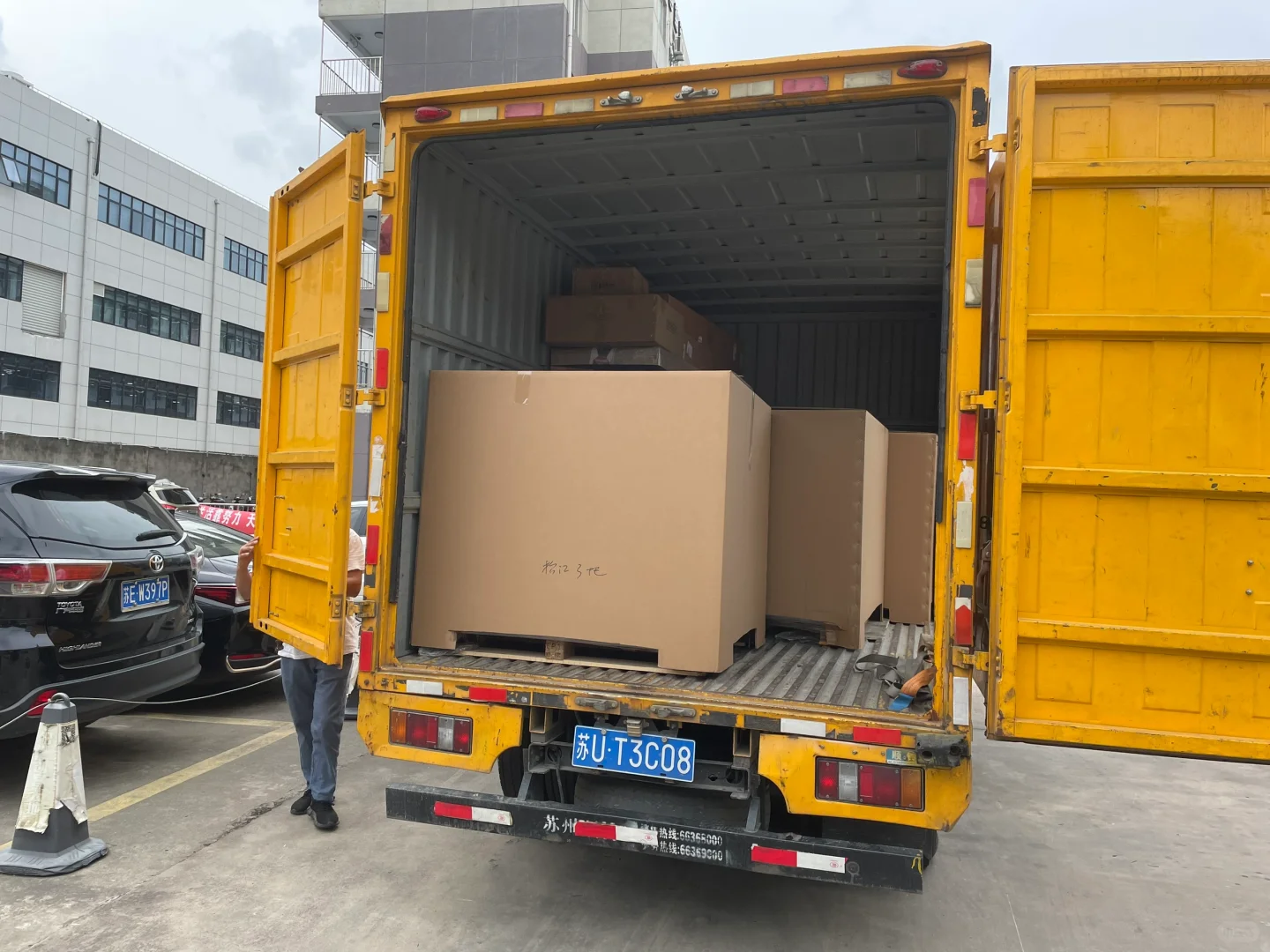 上海大型设备运输服务保税区机场提送货