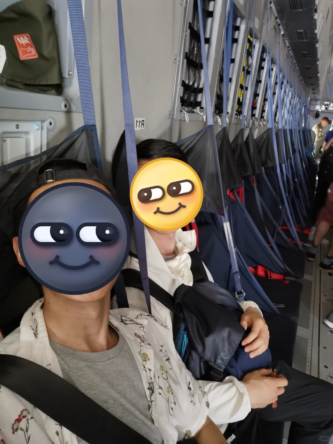 ??法国军用运输机里啥样？附座椅测评