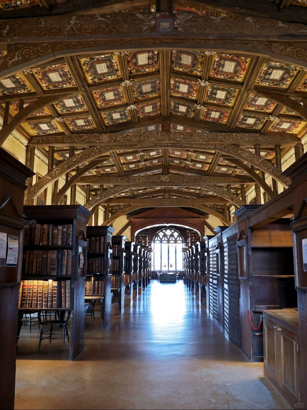 汉弗莱图书馆｜全球第四美古老图书馆