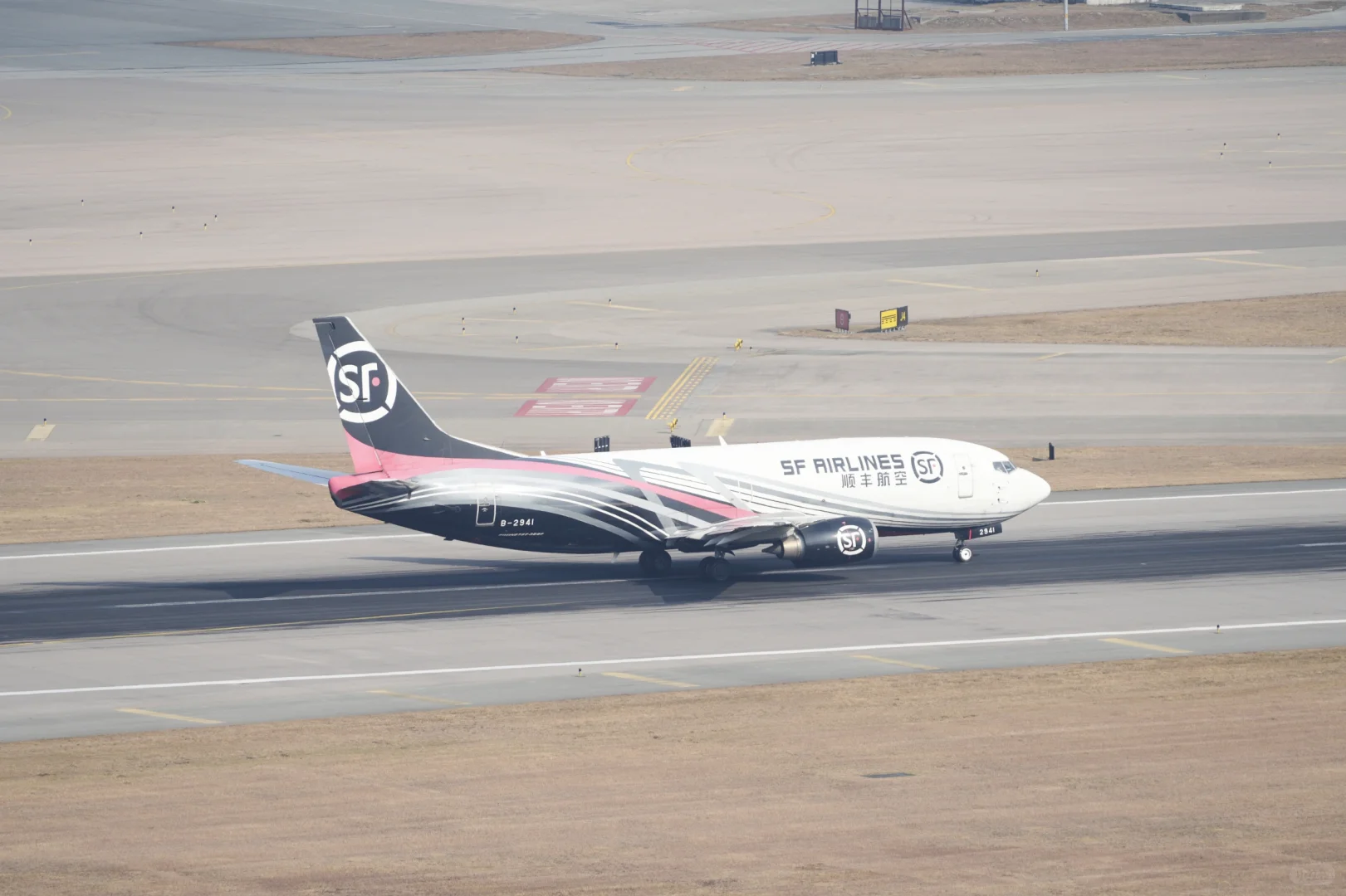 高龄飞机不服老——顺丰航空波音737-300