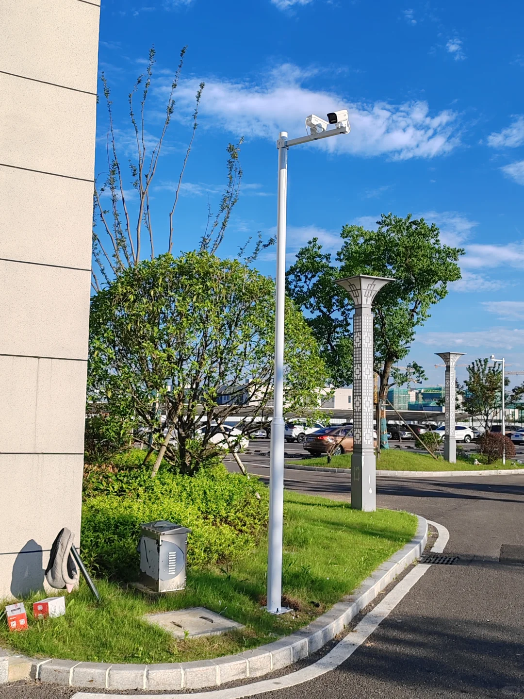 园区外围监控上立杆效果