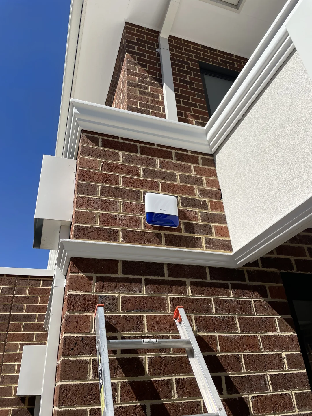 海康威视澳洲版室内无线报警器包安装