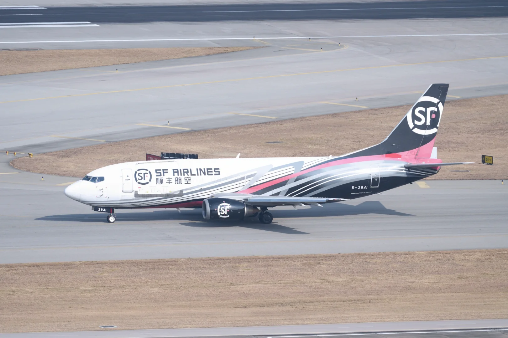 高龄飞机不服老——顺丰航空波音737-300