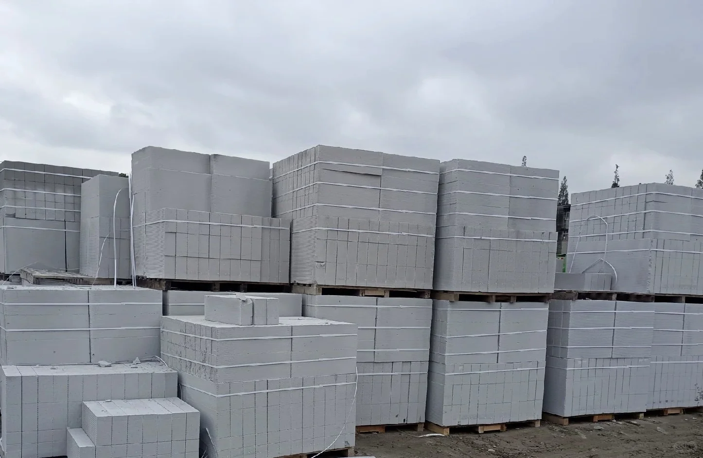 重生之我在成都卖沙子水泥瓷砖胶