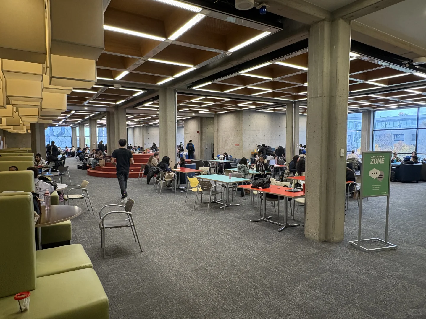 约克大学图书馆测评1 性冷淡监狱风Scott下