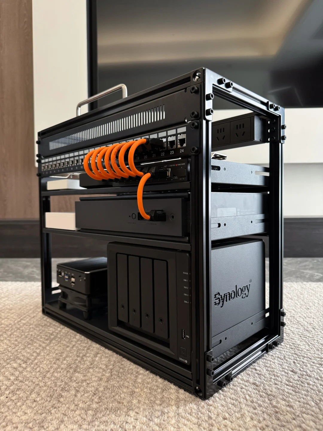 DIY铝型材 纯黑机柜