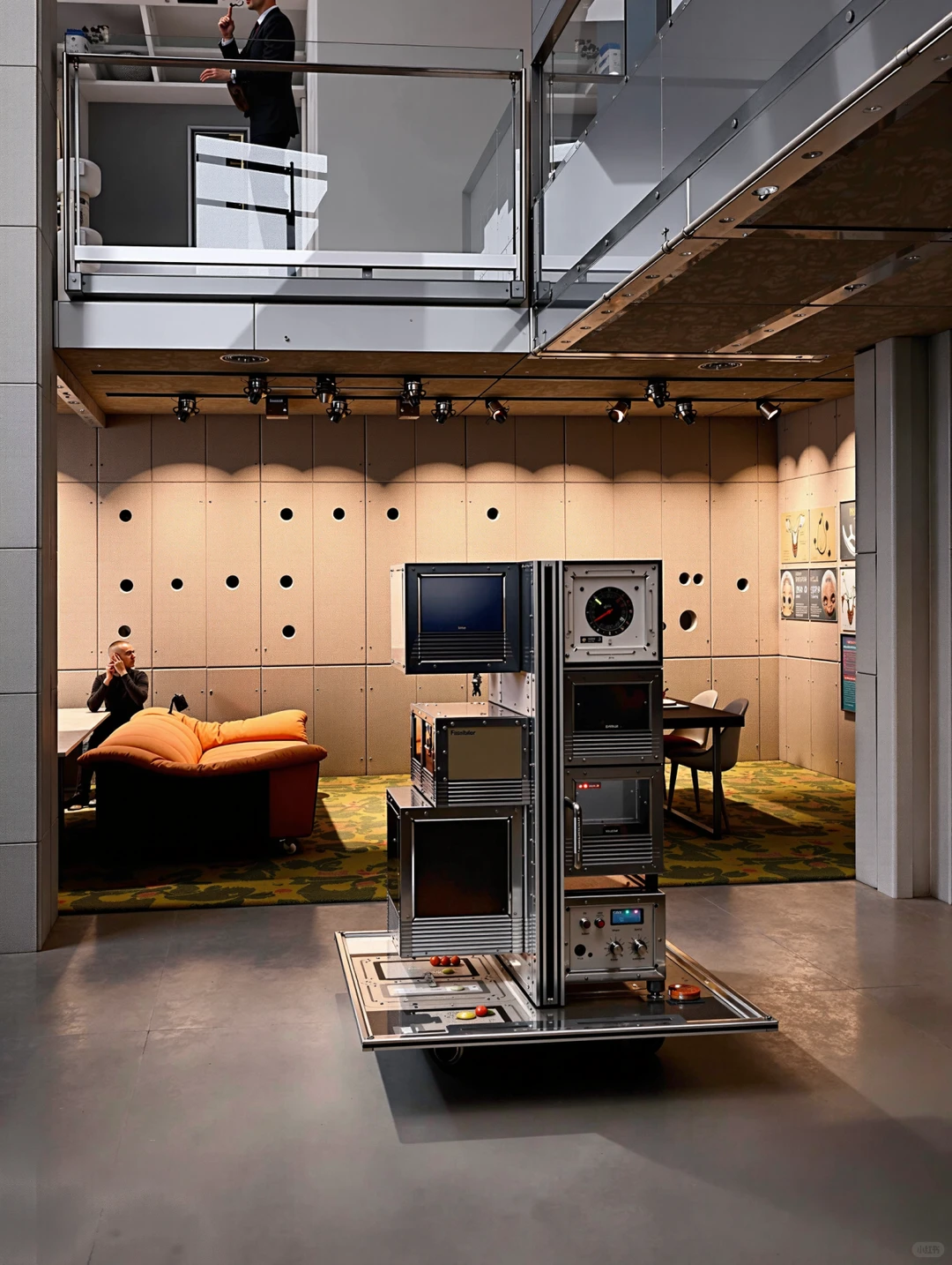 工业办公室大公开❗上班像逛展,灵感不掉线