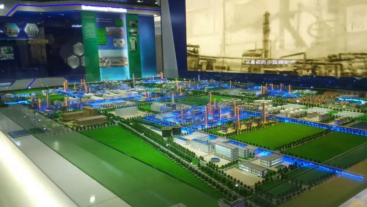 化工机械模型：工业世界的微观蓝图在化