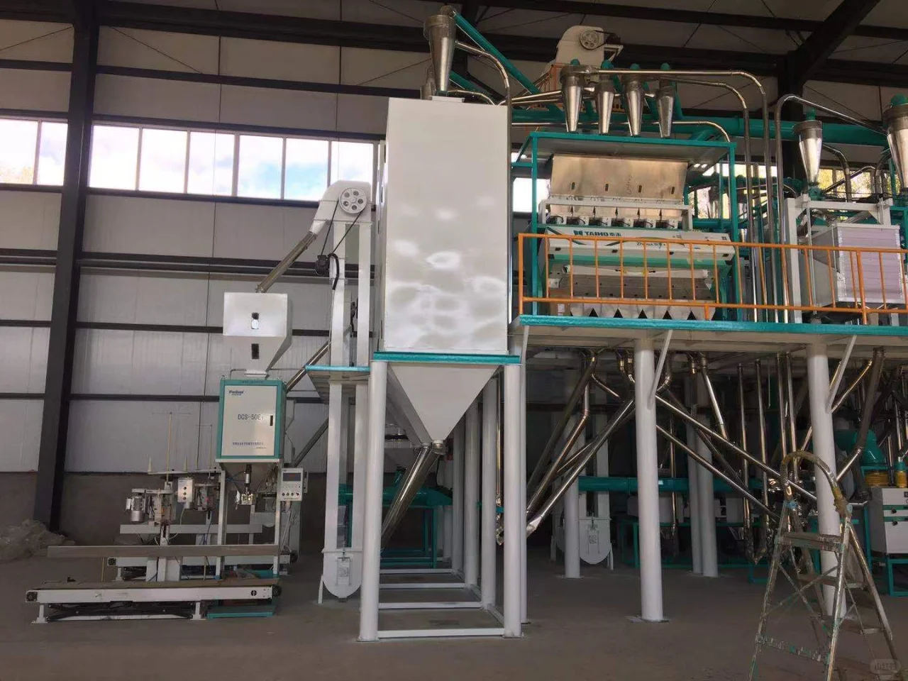 60吨小米加工成套设备全套设备组成及工作