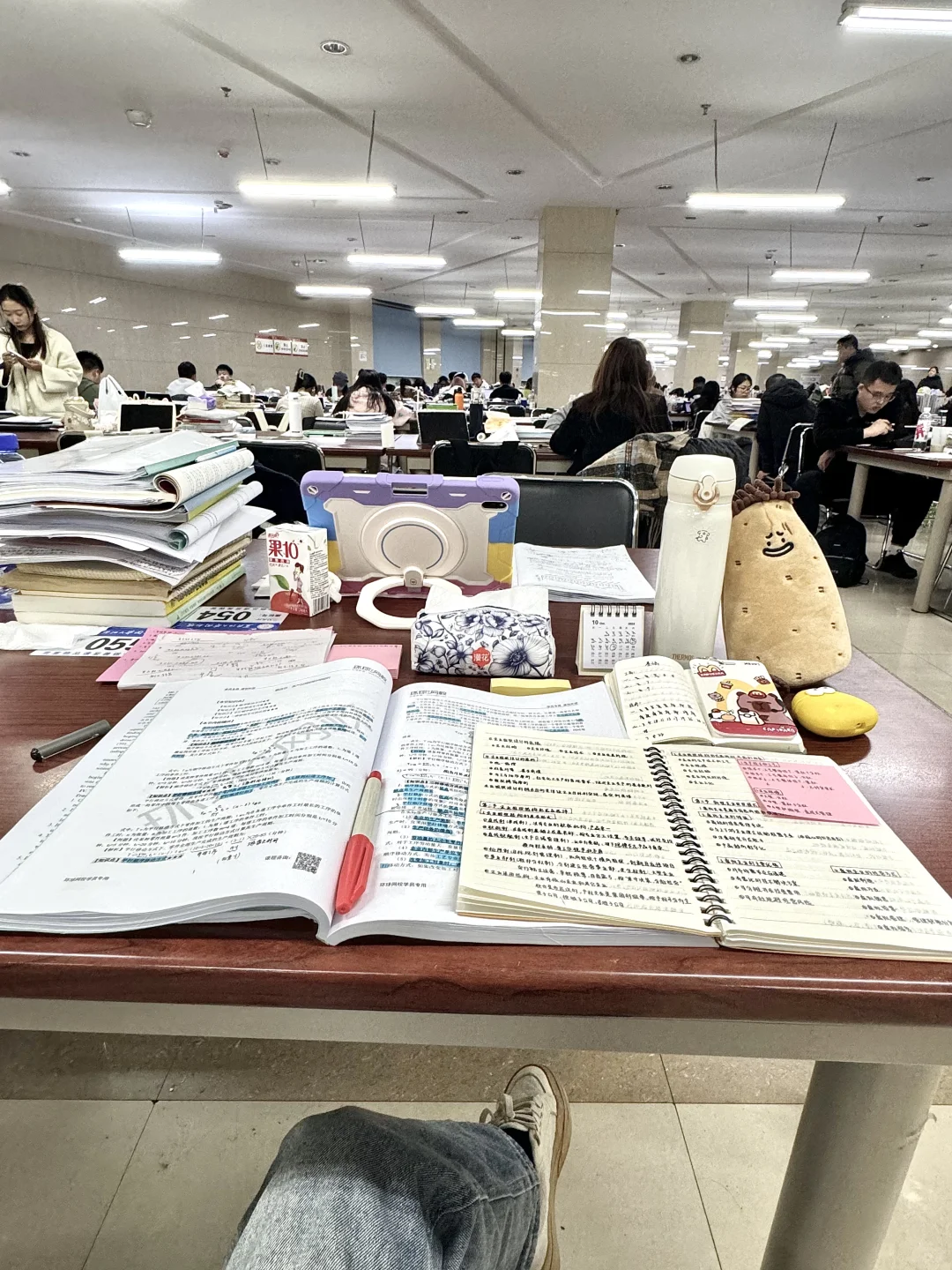 不要怕 自己一个人在图书馆也很爽