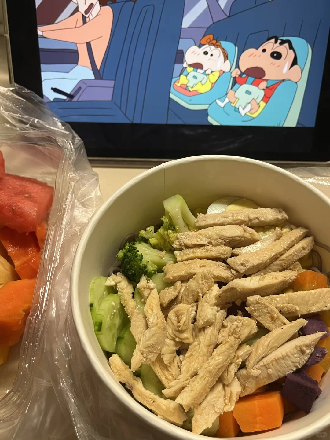 周一烈日的中午 我就这样飞奔到图书馆坐下