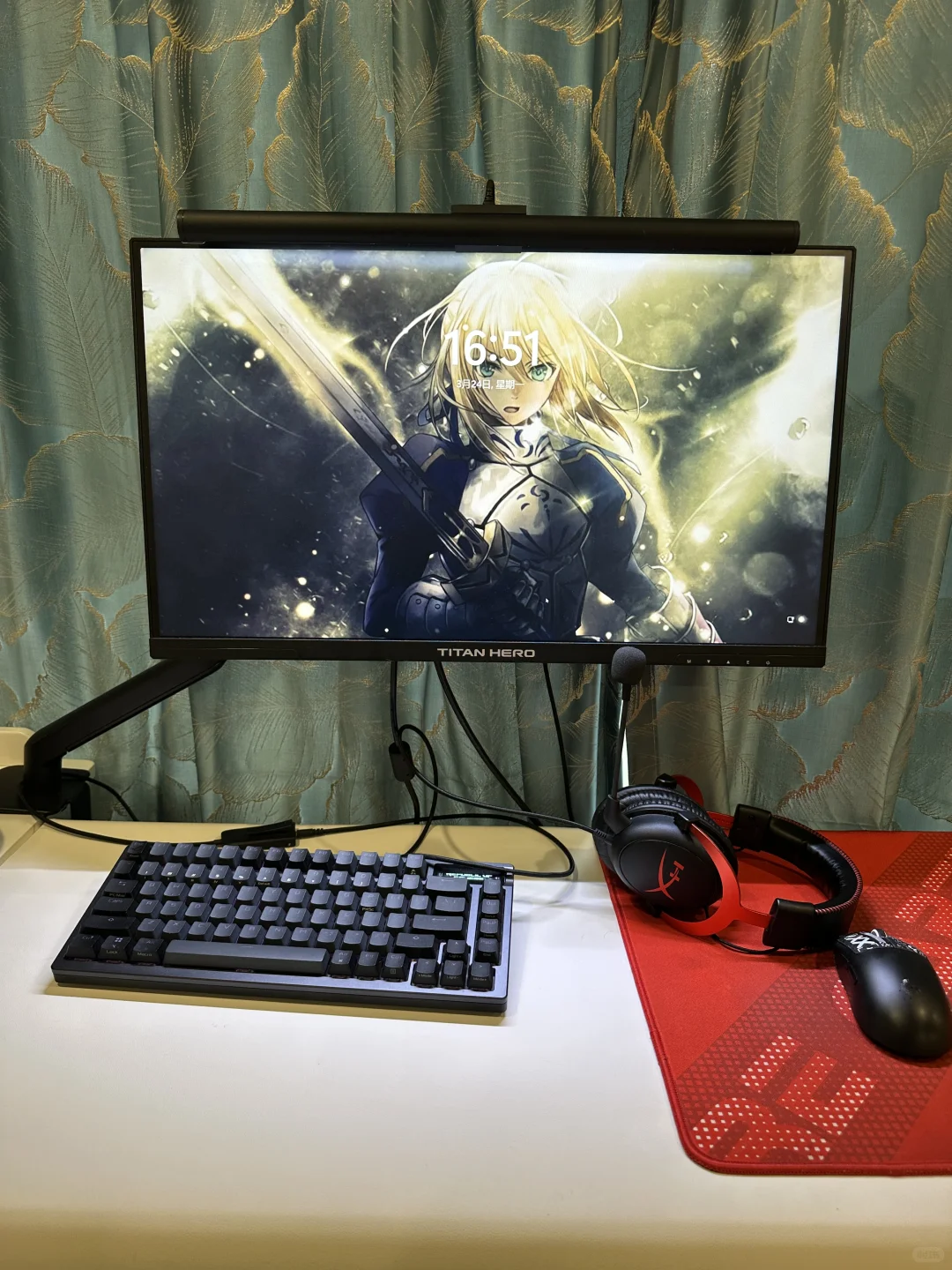 主机+屏幕+相机 随身上机飞新西兰??