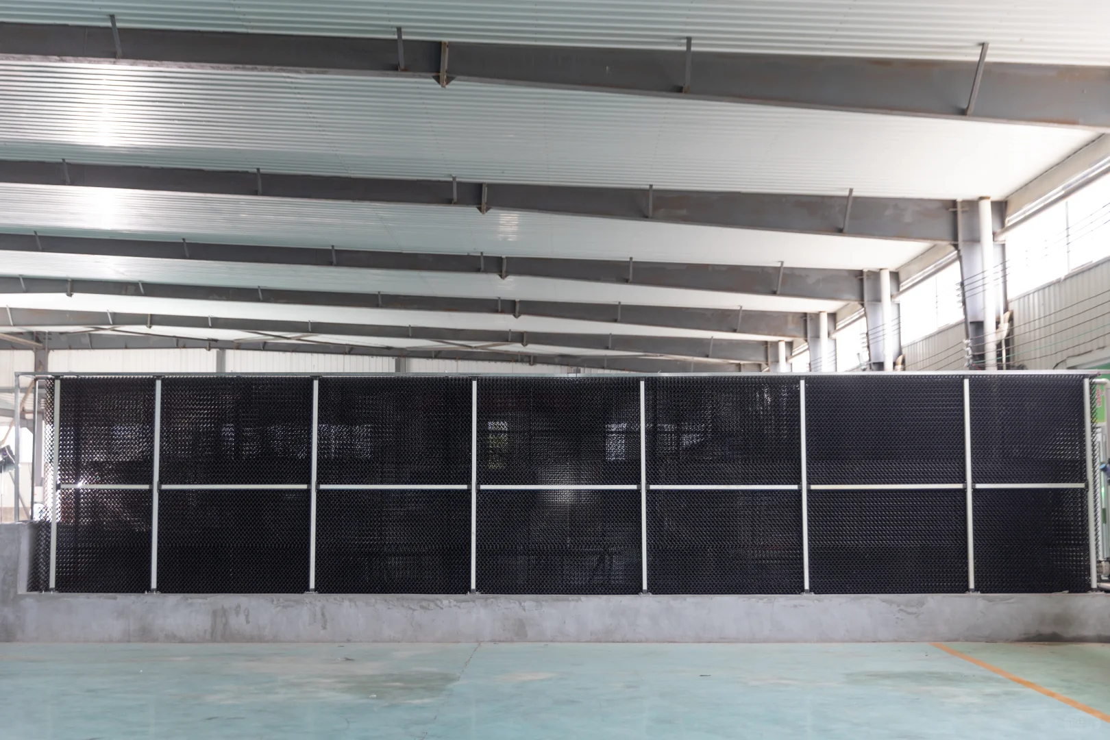 养殖设备一站式采购：养殖场除臭水帘来啦