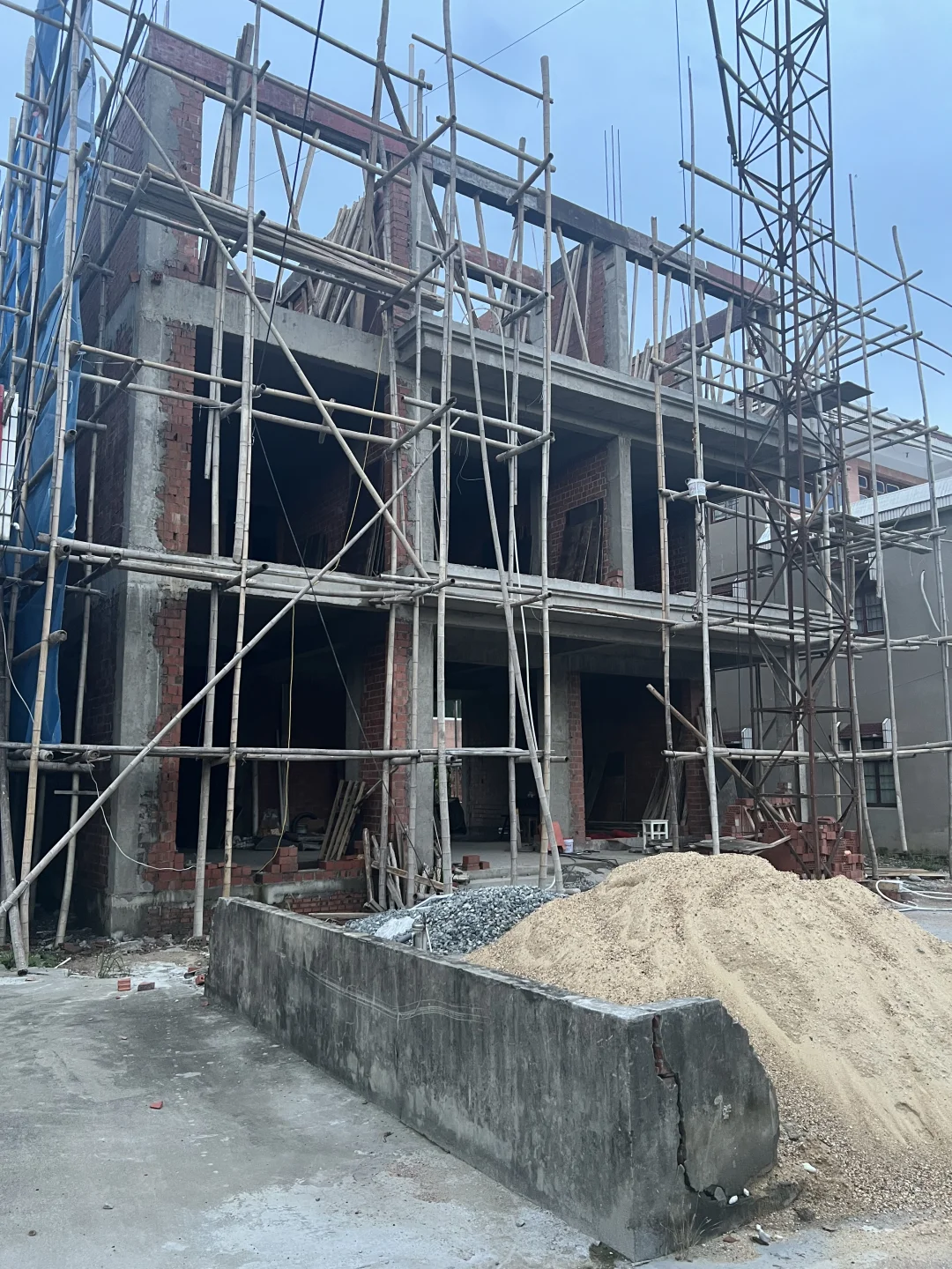 45万｜浙江农村三层半自建房毛坯主体完工！