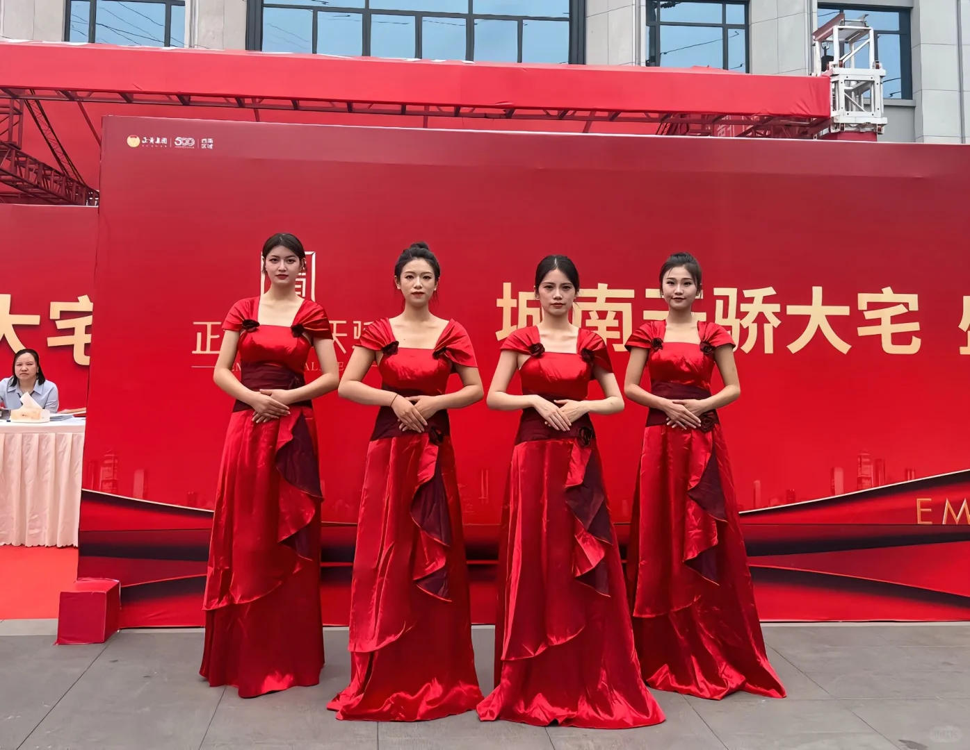 邯郸礼仪承接各类商演