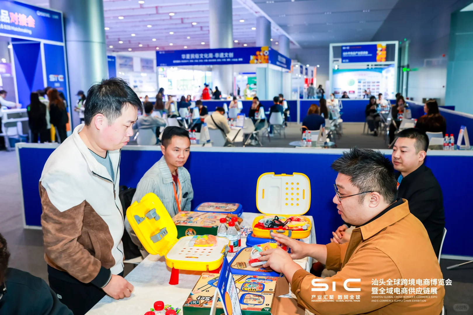 汕头跨境展首日现场?错过等一年，速冲！