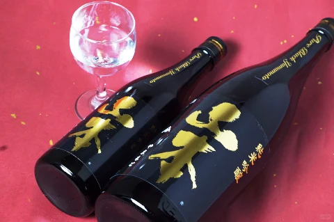 打破常规束缚自由构想的「山本 纯米吟酿」