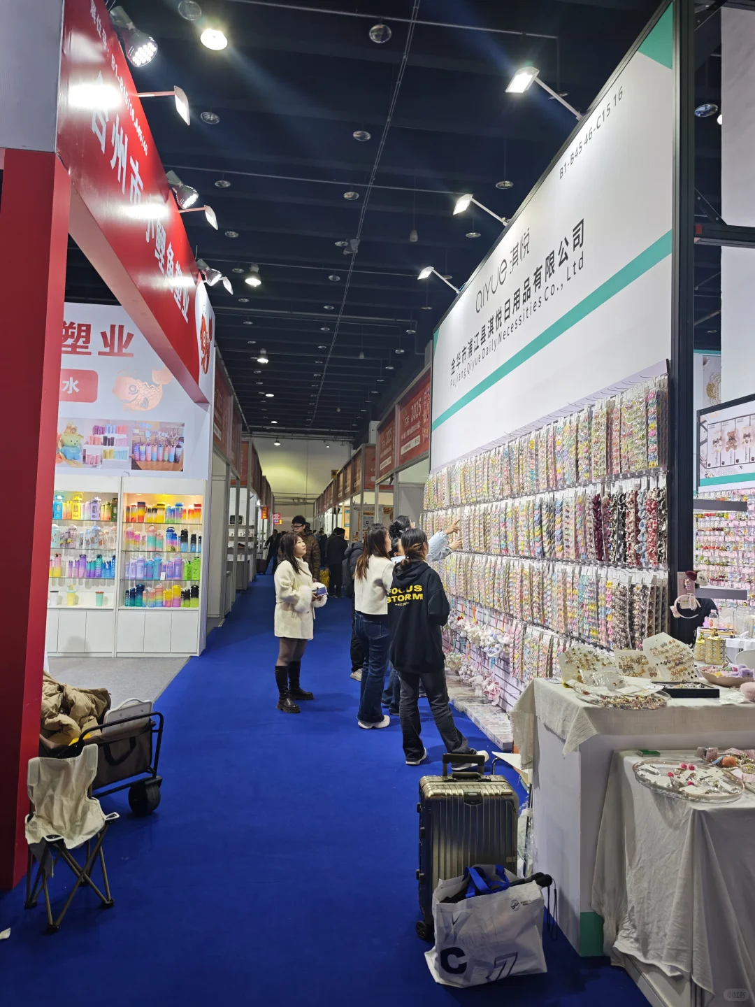 义乌跨境展会上的一天??