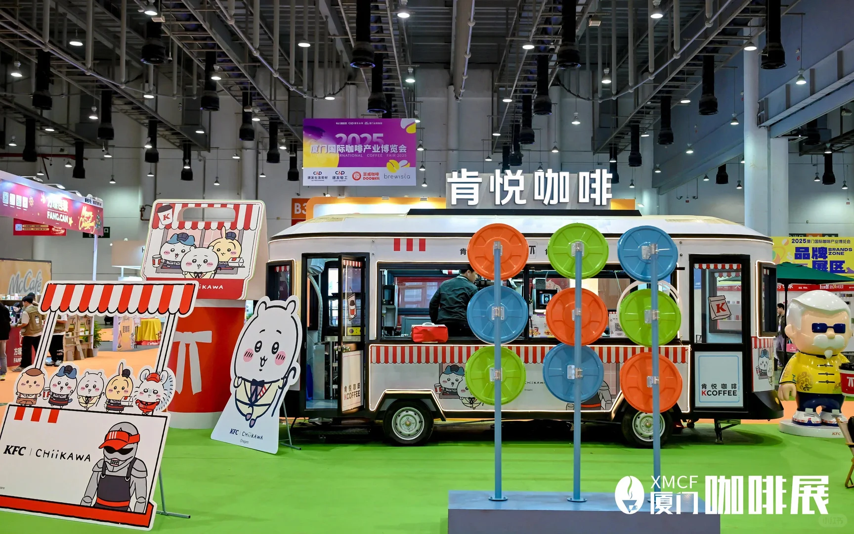 KFC和chiikawa联名展台?厦门展陈搭建