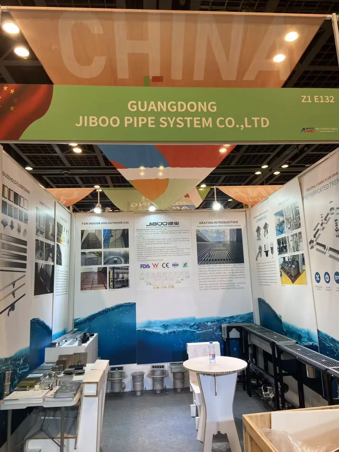 工业之美 璀璨而有力量 汲宝闪耀迪拜五大展