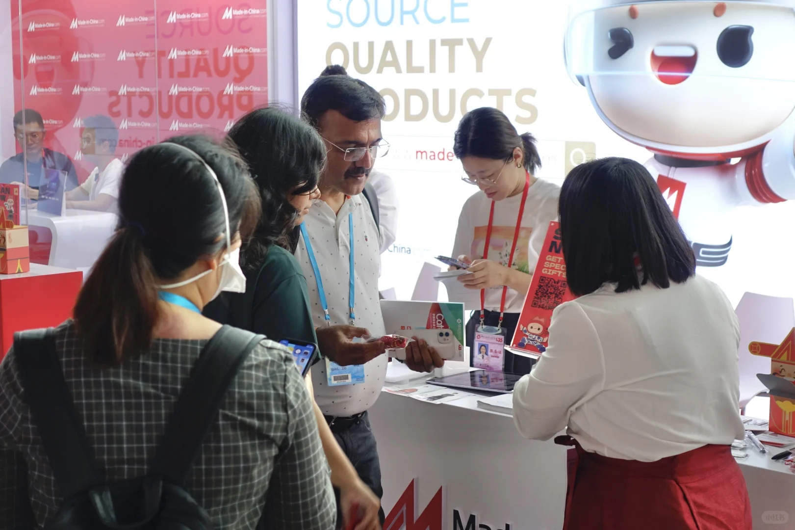 第135届广交会在广州盛大开幕，现场实讯！