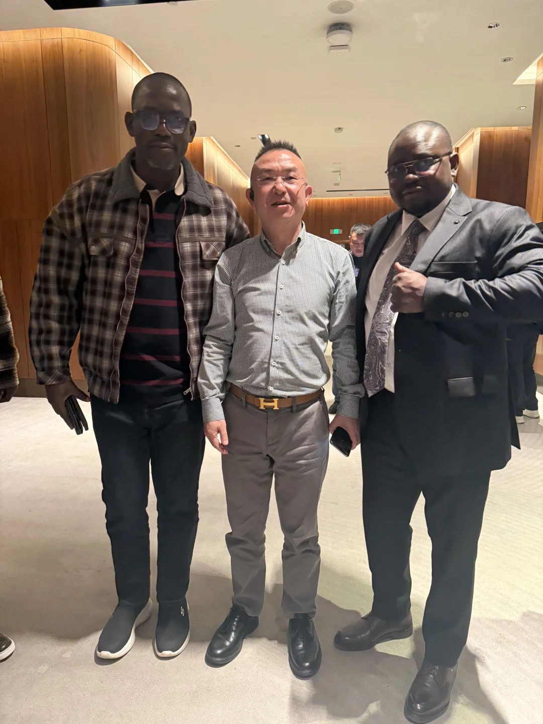 为企业创造良好采购会议