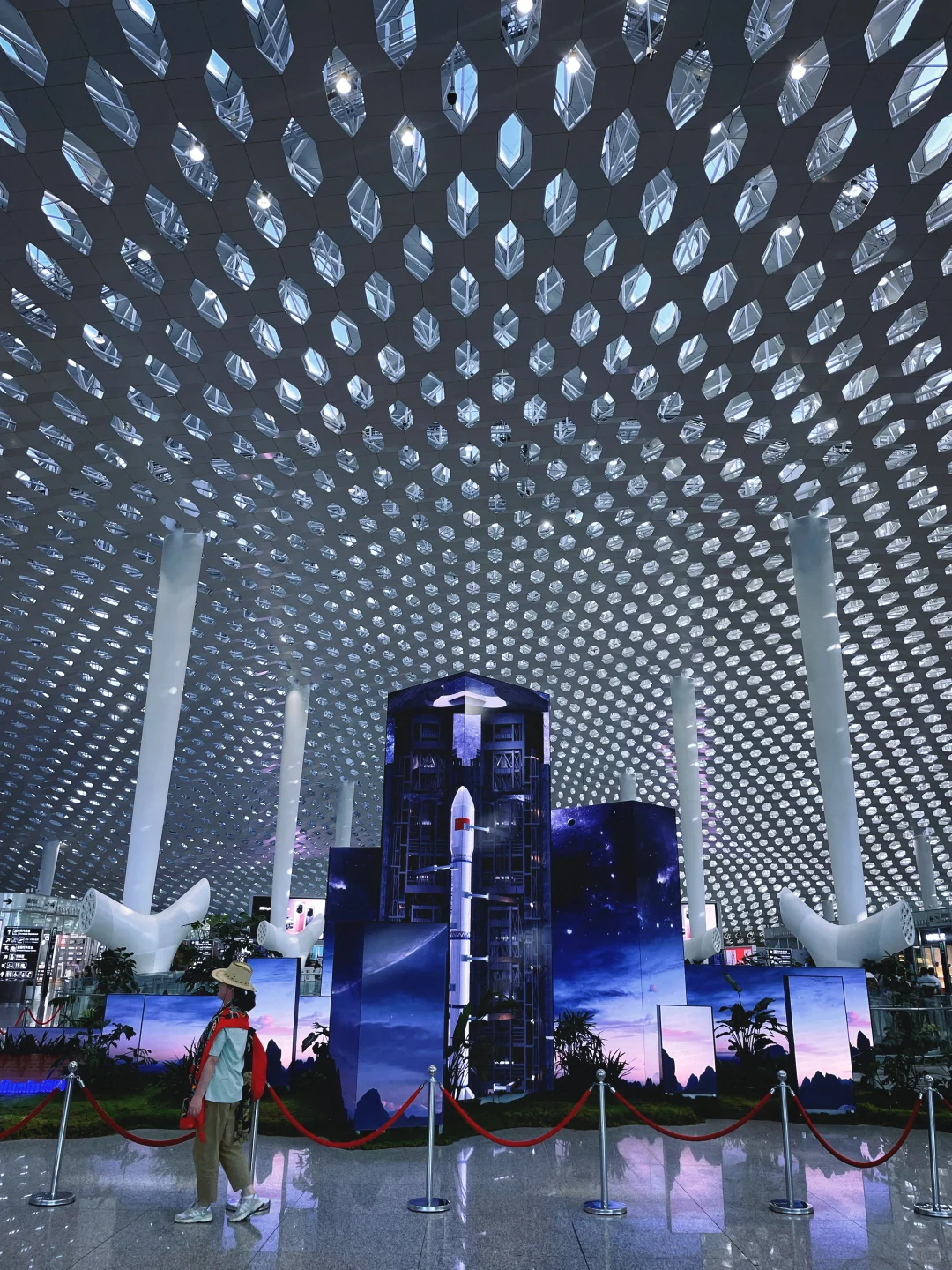 上海数据中心产业展顺利完成