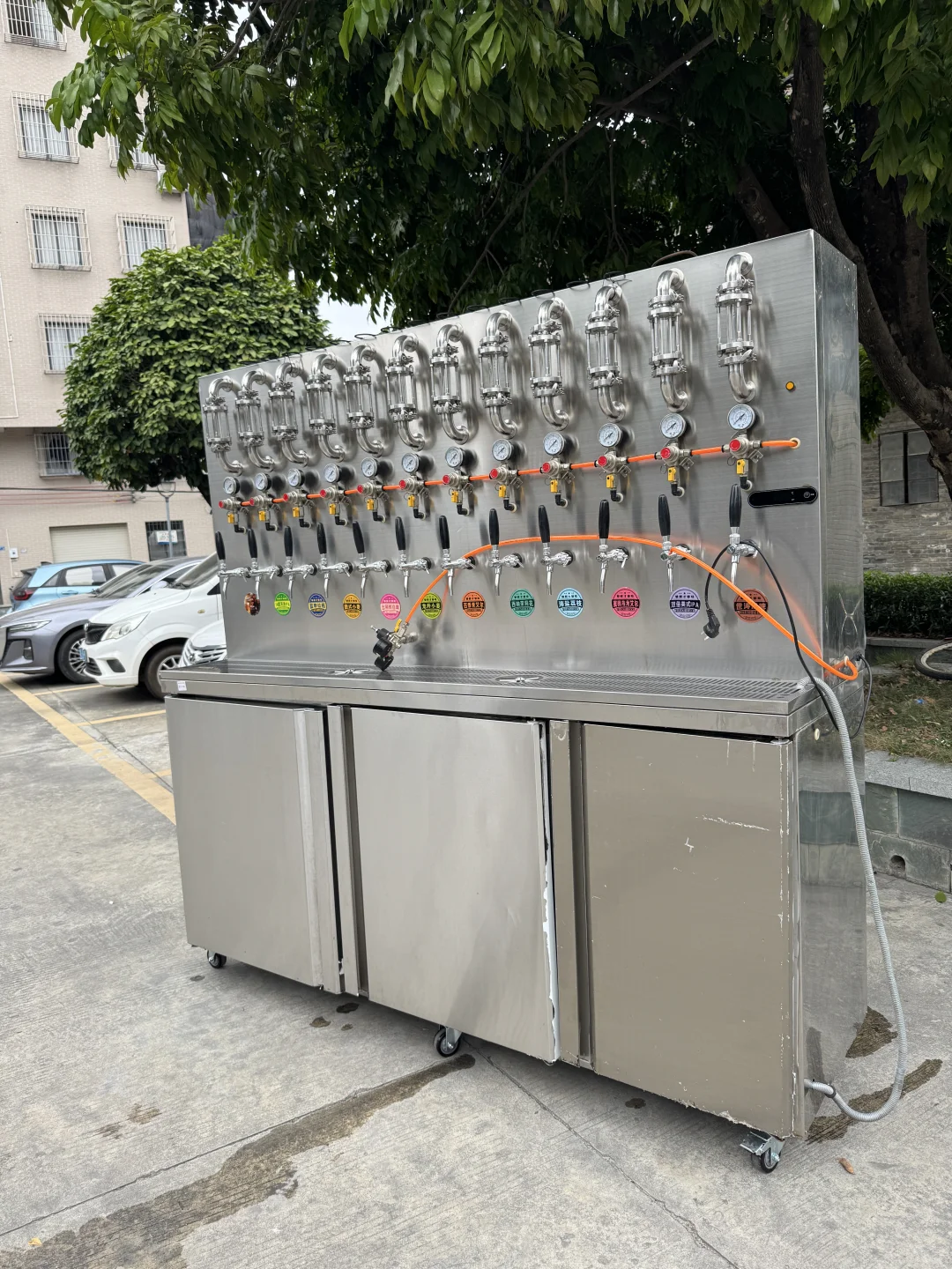 闲置一台12头直冷啤酒机