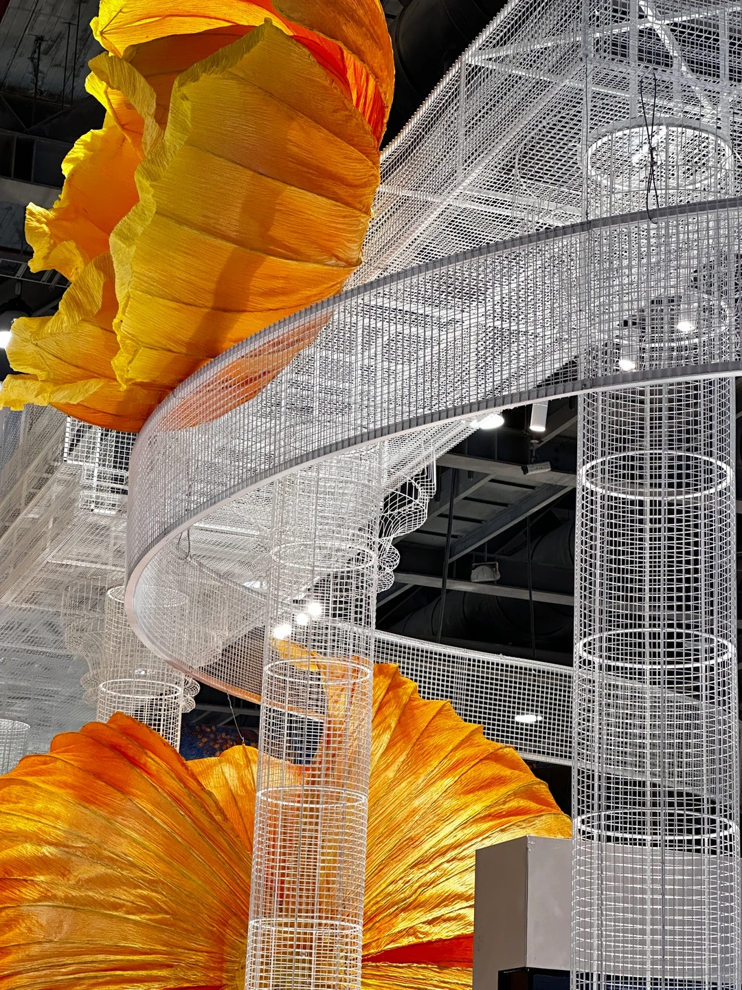 广州看展｜广州设计周 材料装修的极致美学