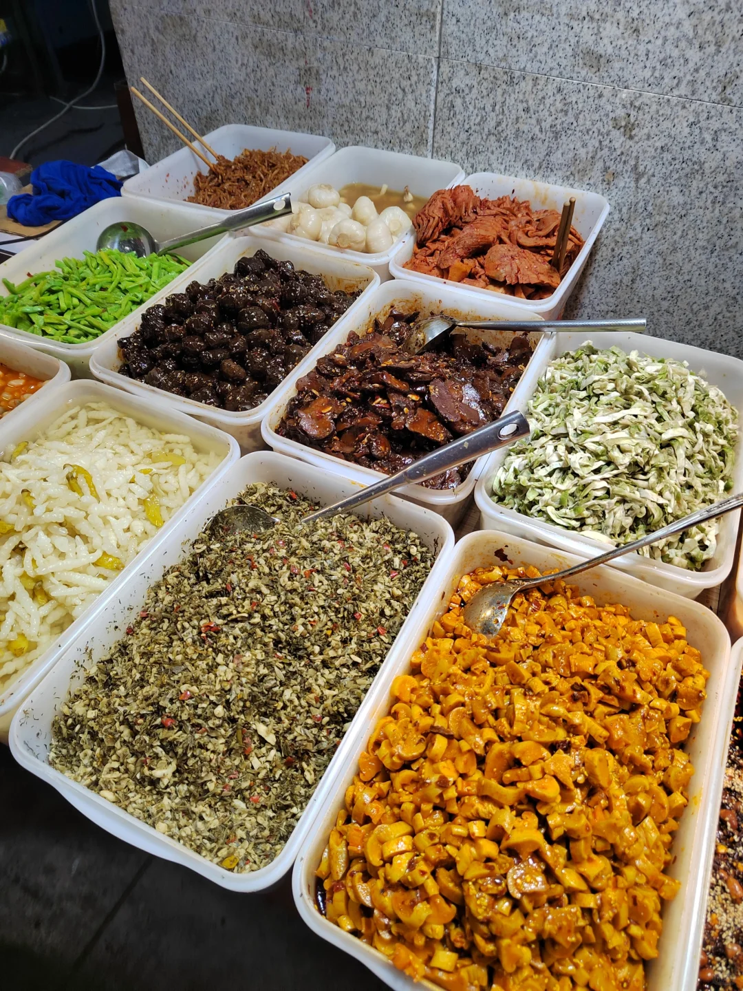 悄悄说一下！展销会好像没什么可买?