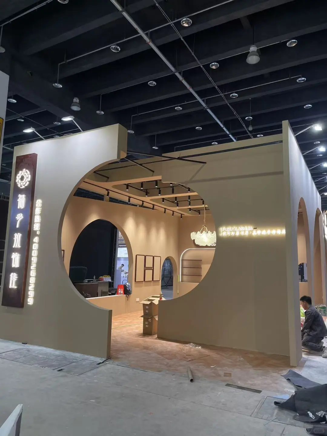 就在明天!4.27义乌时尚饰品展在布展啦