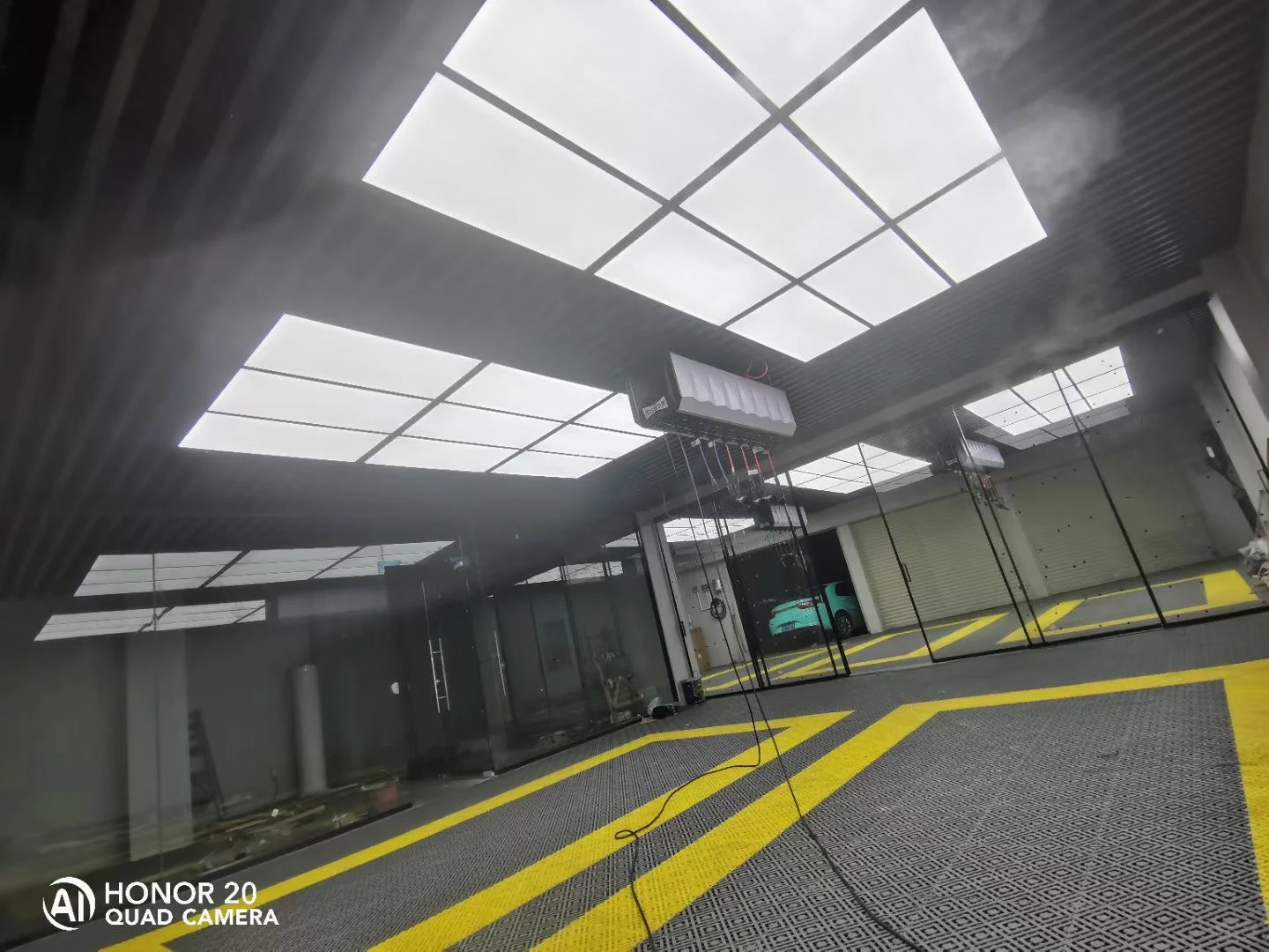 日本贴膜店设备供应商