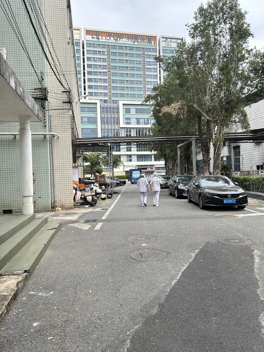 广州神仙厂疯了！入职→12月涨薪！包吃包住月