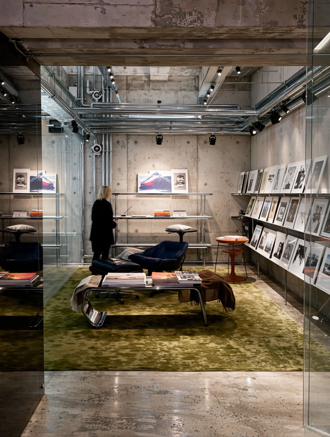 工业风办公室?上班像逛展，灵感直接开挂