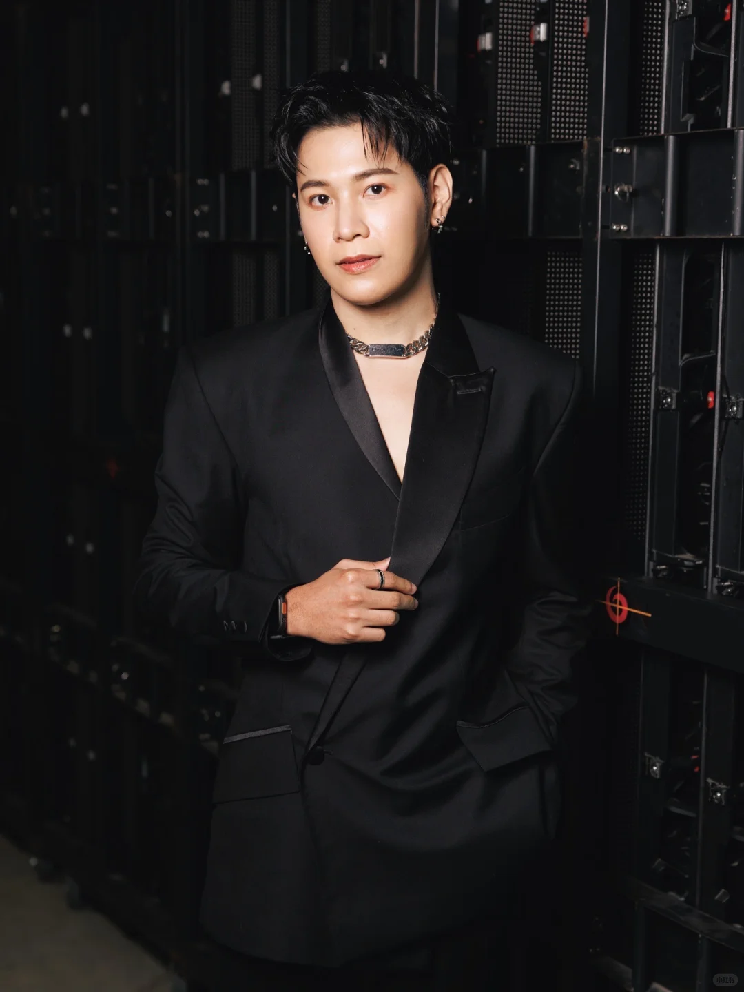 送的耳钉被狮子在推介会翻牌了？