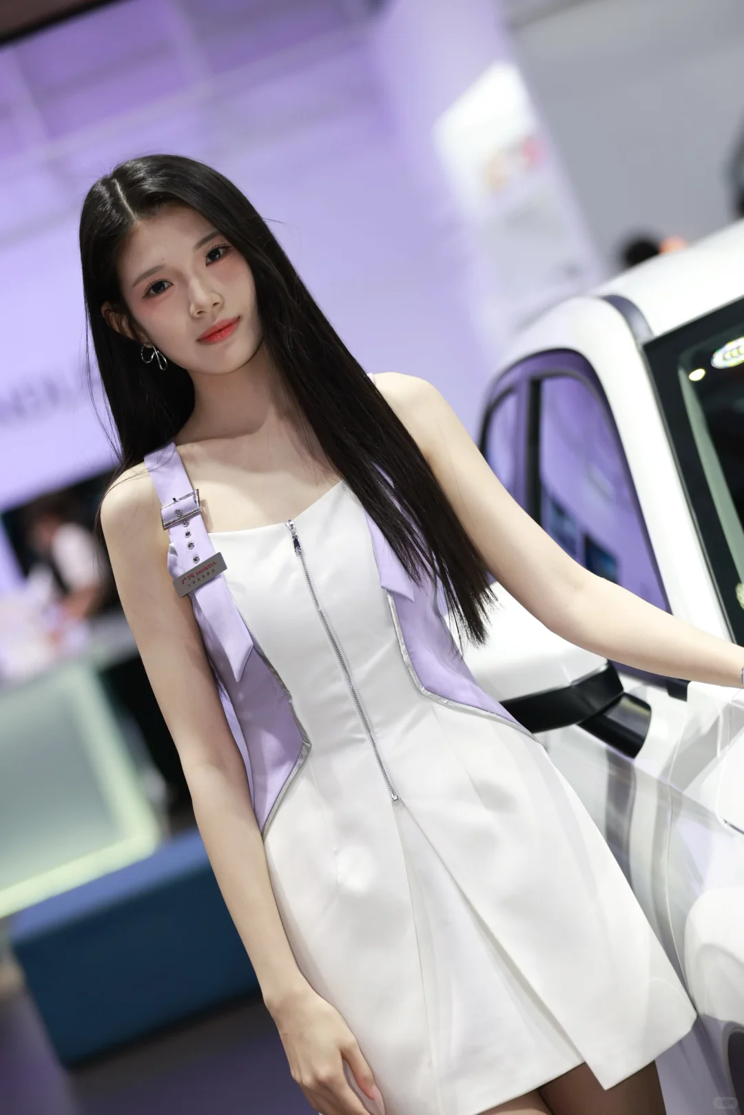 广州国际车展车模小姐姐太好看了‼️